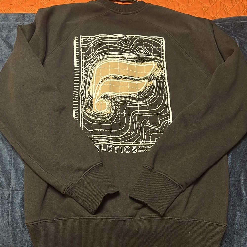 XS FABLETICS CREW NECK SWEATER